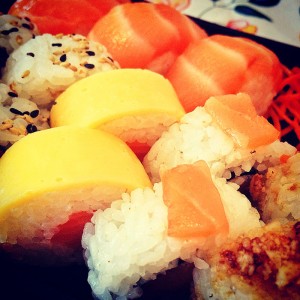 Una forma de comer sushi nueva y entretenida, son las creaciones de sushiUp